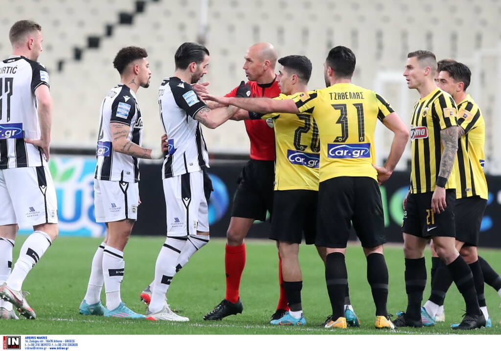 AEK-ΠΑΟΚ: Απευθείας κόκκινη σε Τσιγγάρας με VAR - Ένταση στο ΟΑΚΑ μετά την αποβολή