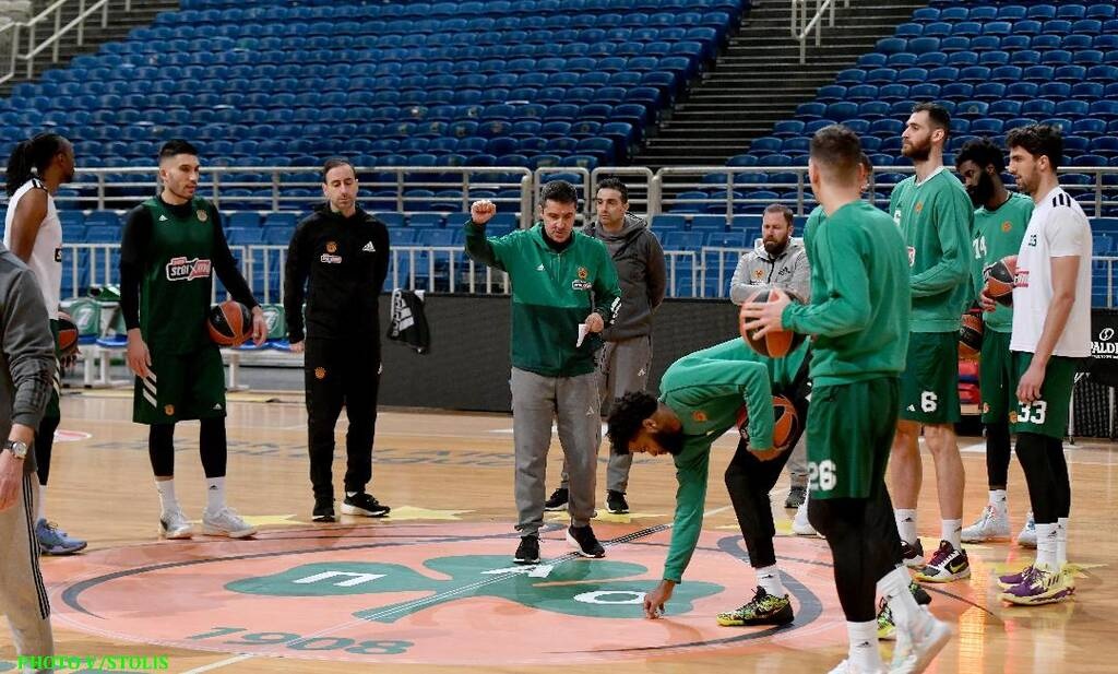 Παναθηναϊκός ΟΠΑΠ: Έτοιμοι Μποχωρίδης και Ουάιτ για Αρμάνι (photos)