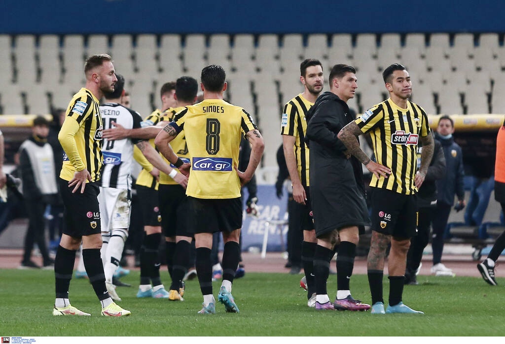 ΑΕΚ: Η ανηφόρα των πλέι οφ και η εξήγηση του Μάνταλου για το φάουλ του Κούρτιτς (photos)