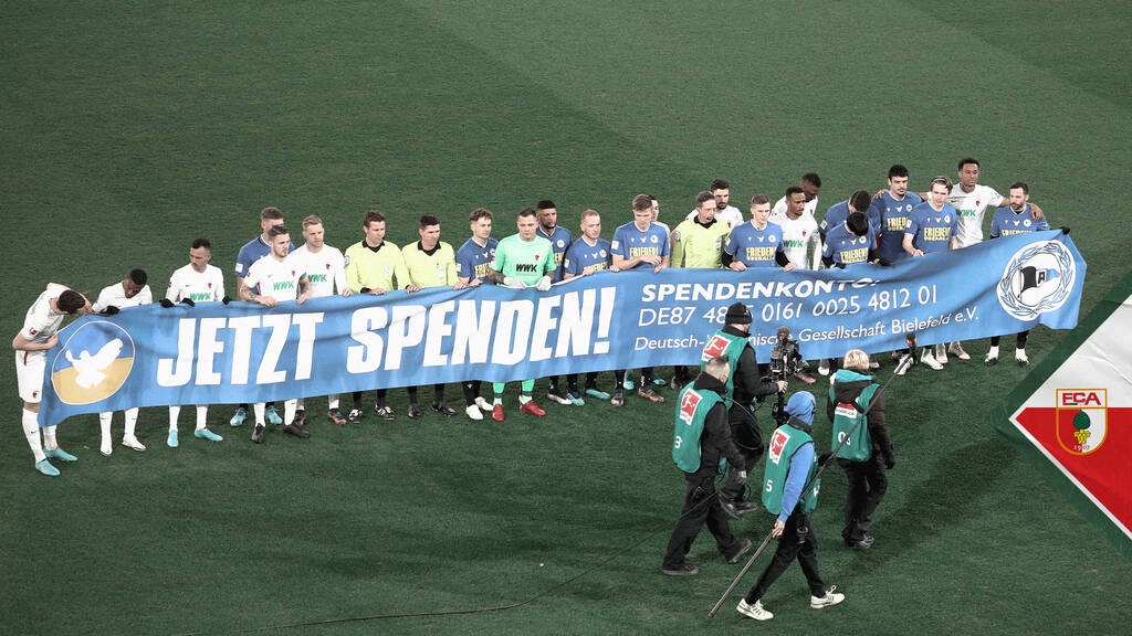 Bundesliga: Διπλό-ανάσα για Άουγκσμπουργκ (photos)