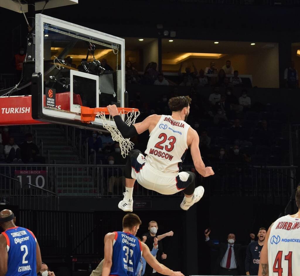 Βίρτους Μπολόνια: Κίνηση «βόμβα» με Σενγκέλια (photos)