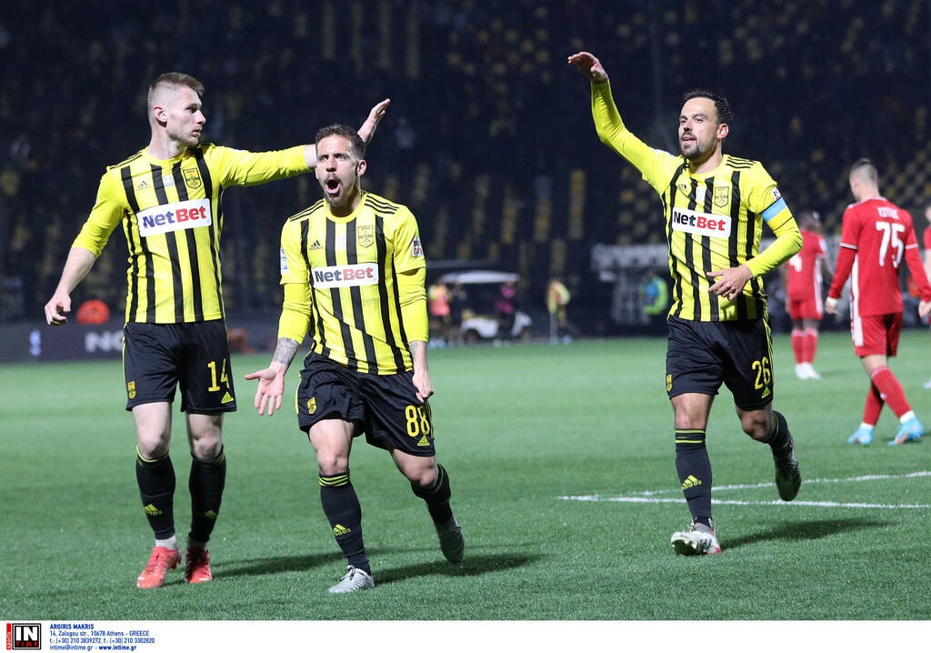 Άρης-Ολυμπιακός 2-1: Με ανατροπή του έσπασε το αήττητο (photos)