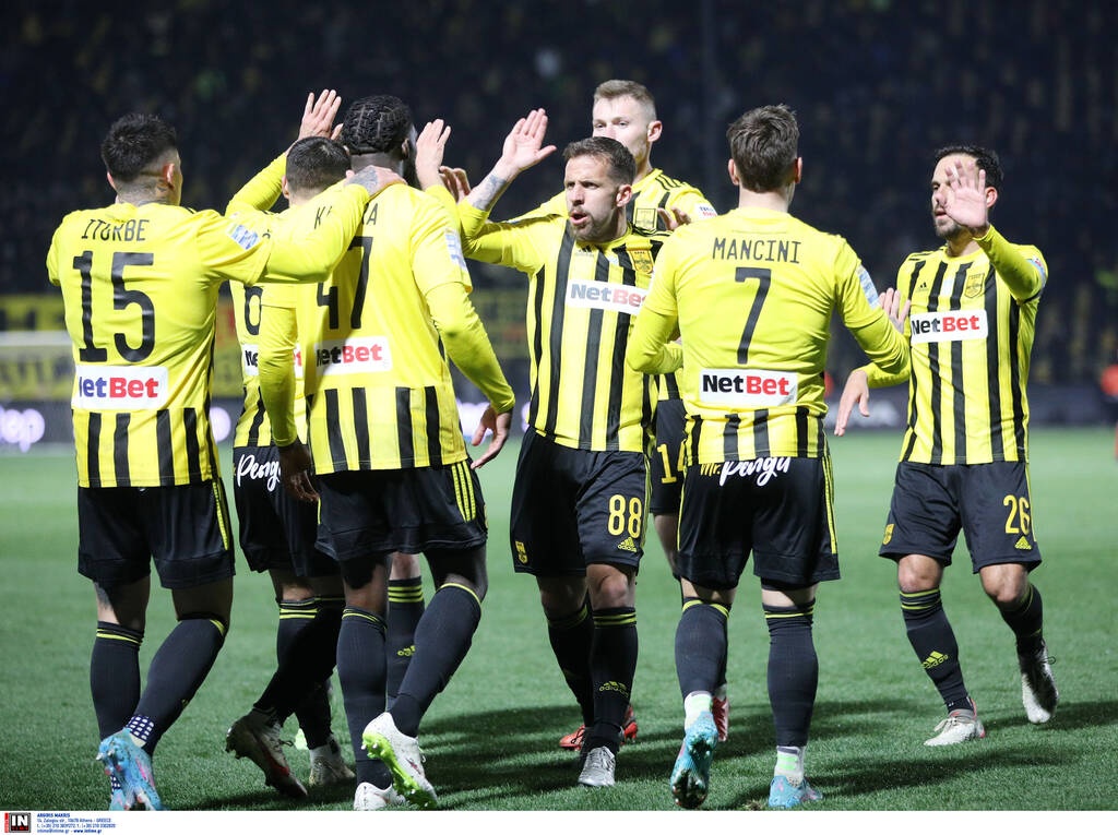 Άρης-Ολυμπιακός 2-1: Με ανατροπή του έσπασε το αήττητο (photos)