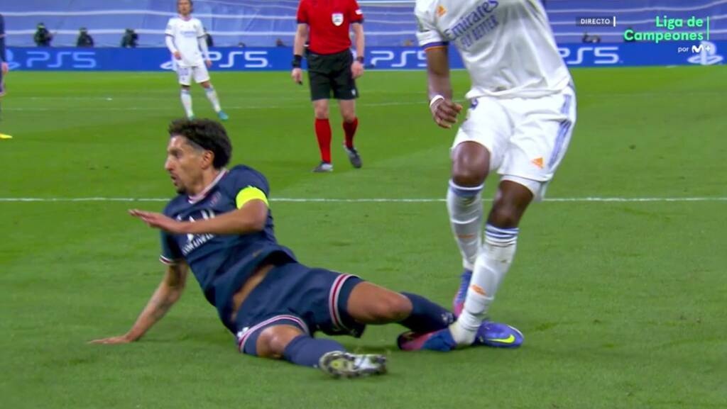 Ρεάλ Μαδρίτης-Παρί Σεν Ζερμέν: «Βράζει» το ισπανικό Twitter με πέναλτι που δεν δόθηκε (photo)