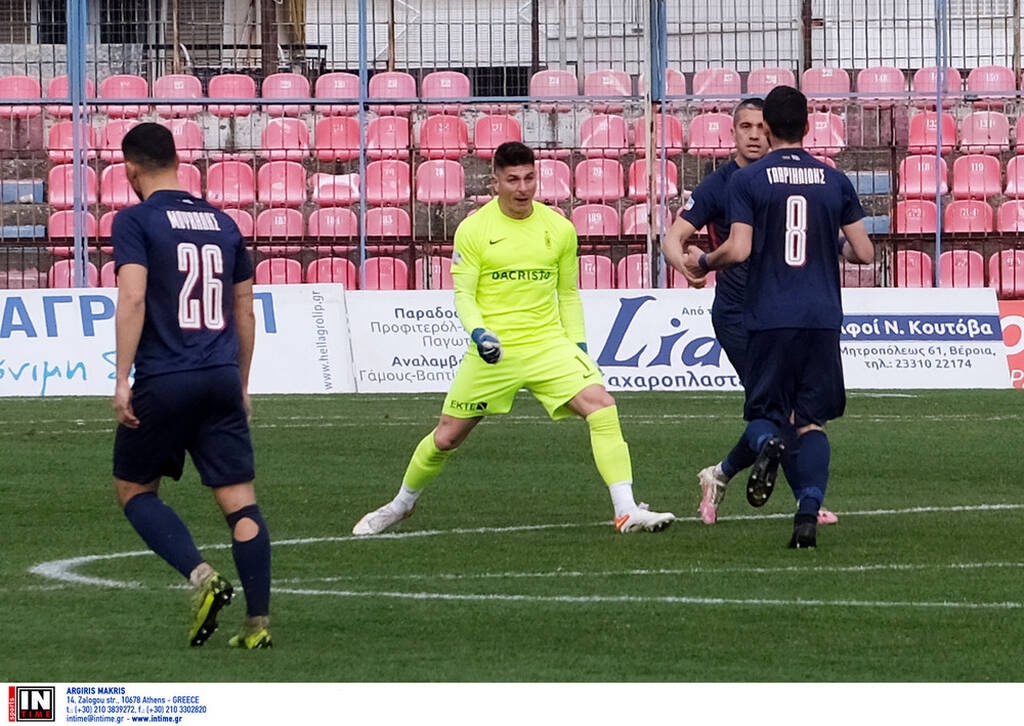 Super League 2: Ισόπαλο το ντέρμπι κορυφής, με… νικήτρια τη Βέροια (photos+videos)