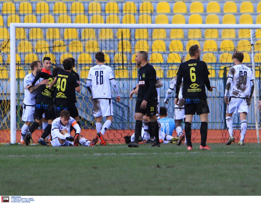 Super League 2: Νίκησε και ΠΑΟΚ Β η Αναγέννηση (photos)