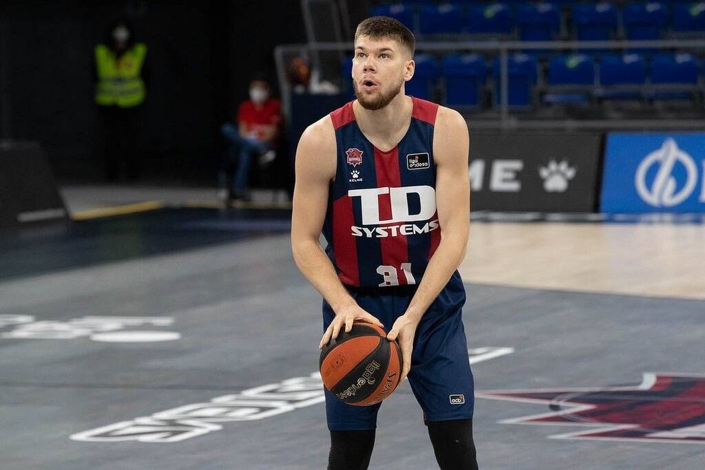 Βιλερμπάν-Μπασκόνια 69-72: Άλωσε το «Αστρομπάλ» και μένει ζωντανή στο κυνήγι της οκτάδας