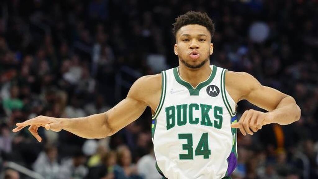 NBA: Χτίζουν σερί οι Μπακς με «40άρη» Γιάννη (photos+video)