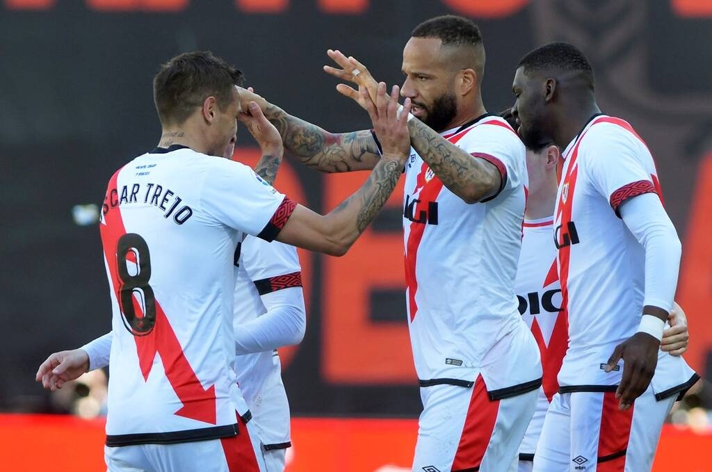 La Liga: Η Ραγιο έκανε τη μισή στέψη της Ρεάλ! (Photos)