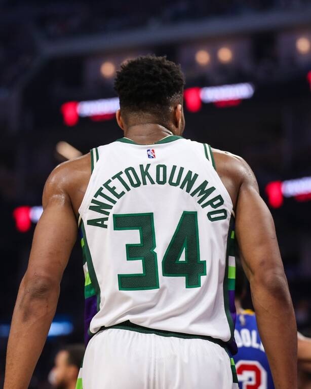 NBA: Οι Ουόριορς έβαλαν στοπ σε Αντετοκούνμπο και Μπακς (photos+videos)