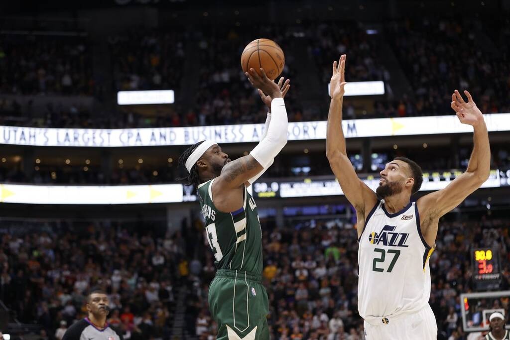 NBA: Υπέταξαν τους Τζαζ οι Μπακς - Σπουδαία εμφάνιση από Αντετοκούνμπο (photos+video)