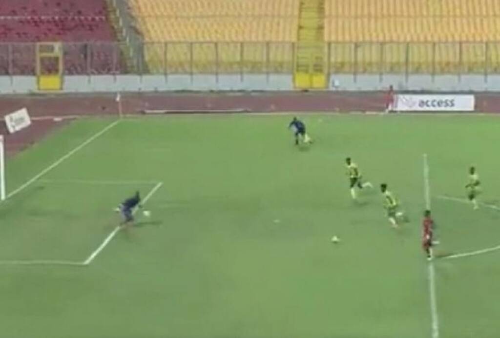 «Μια στιγμή παραφροσύνης» - Viral ο επόπτης που έφτασε μέχρι τη μεγάλη περιοχή (video)