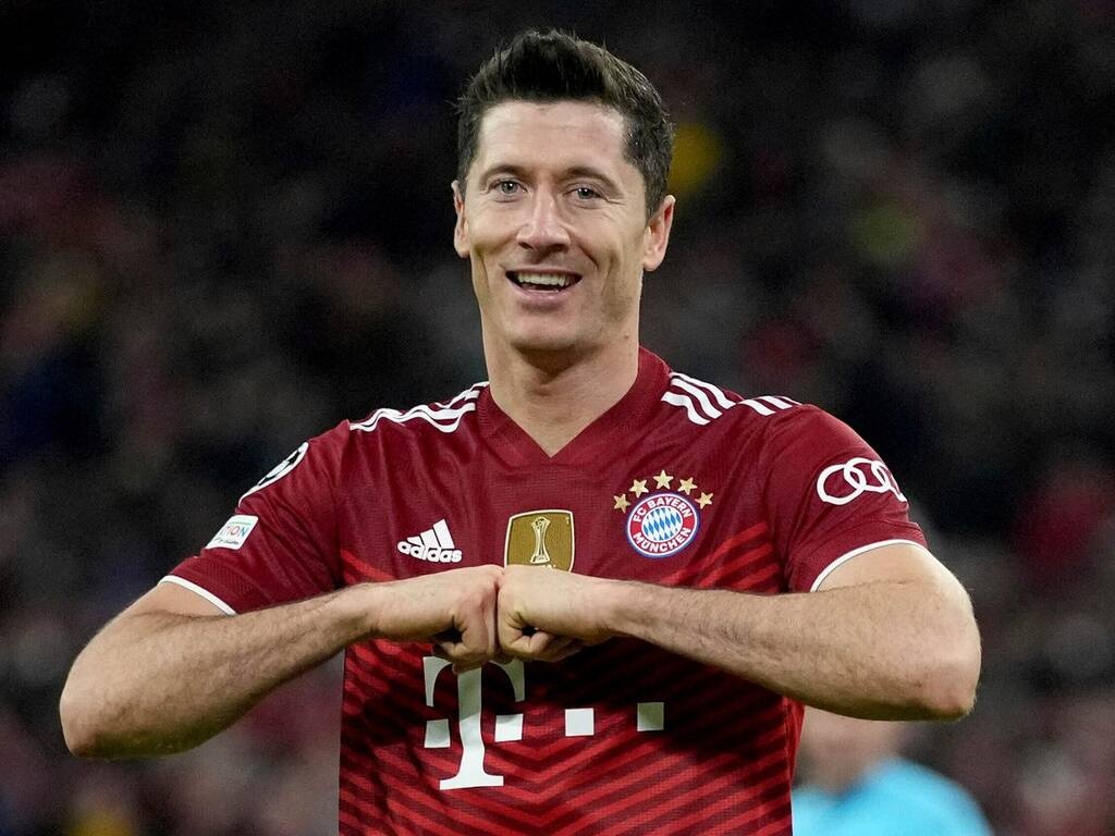 Μπάγερν Μονάχου: Αγωνία για Λεβαντόφσκι - Εγκατέλειψε την προπόνηση των «Βαυαρών»