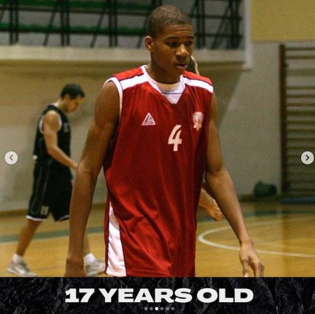 Γιάννης Αντετοκούνμπο: Η «μεταμόρφωση» σε Greek Freak μέσα από τα μάτια της FIBA (photos+video)