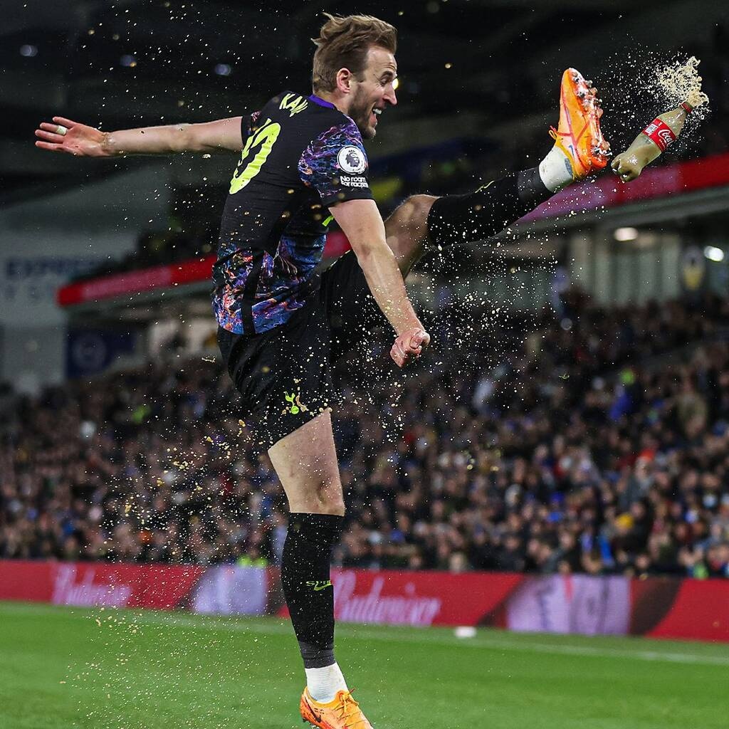 Έγραψε ιστορία στην Premier League ο Χάρι Κέιν και πανηγύρισε με κλωτσιά σε αναψυκτικό! (vid+pics)
