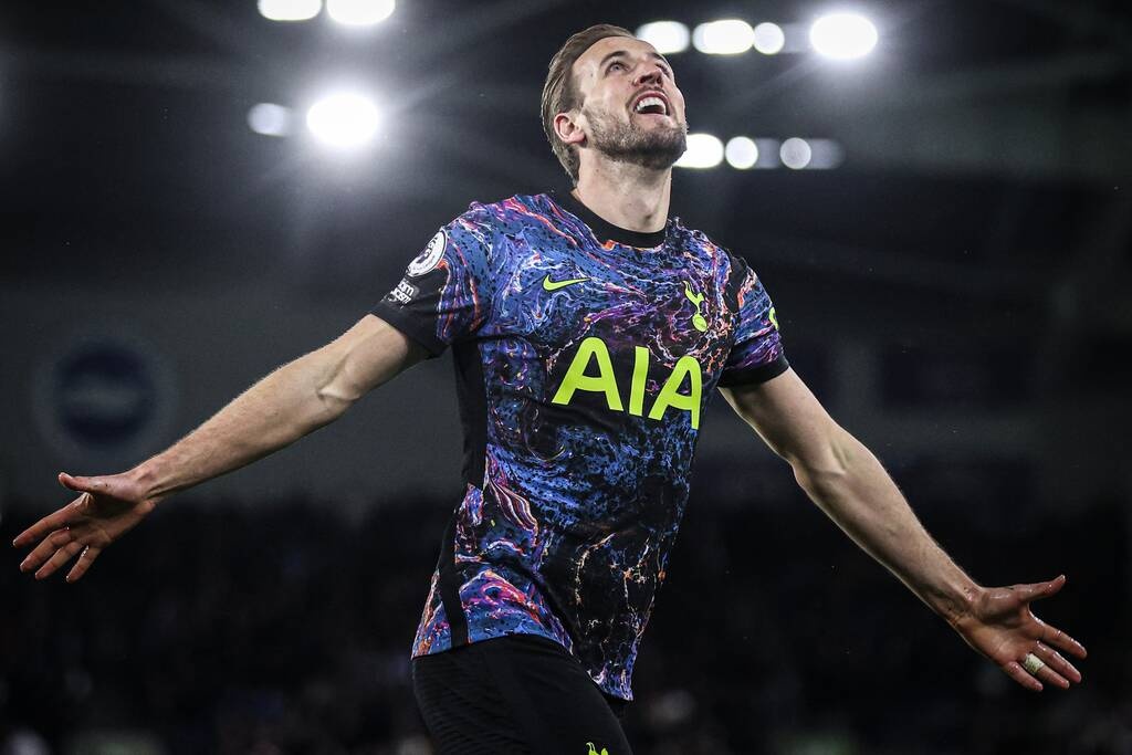 Έγραψε ιστορία στην Premier League ο Χάρι Κέιν και πανηγύρισε με κλωτσιά σε αναψυκτικό! (vid+pics)
