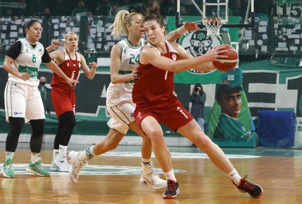Παναθηναϊκός-Ολυμπιακός: Η μαγική ατμόσφαιρα στη Λεωφόρο και η «υπόκλιση» της Πλουφ (photos)