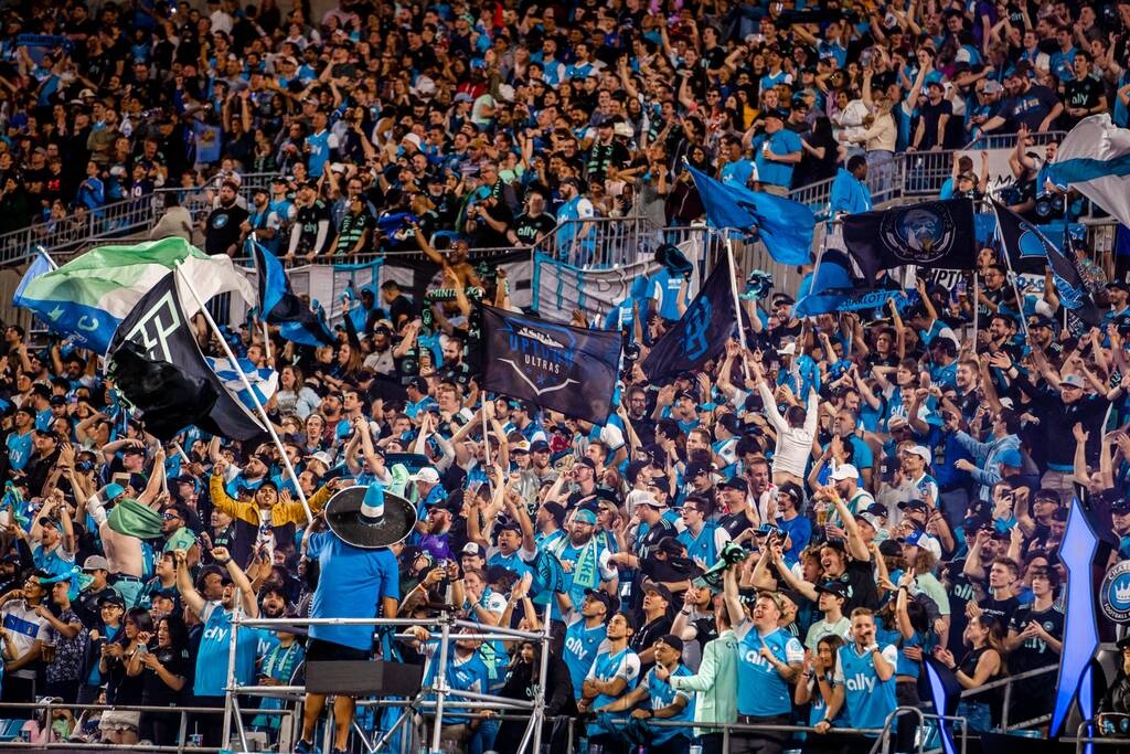 Άνοιξε λογαριασμό με γκολάρες στο MLS ο πρώην άσος του ΠΑΟΚ Κάρολ Σφιντέρσκι! (vid+pics)