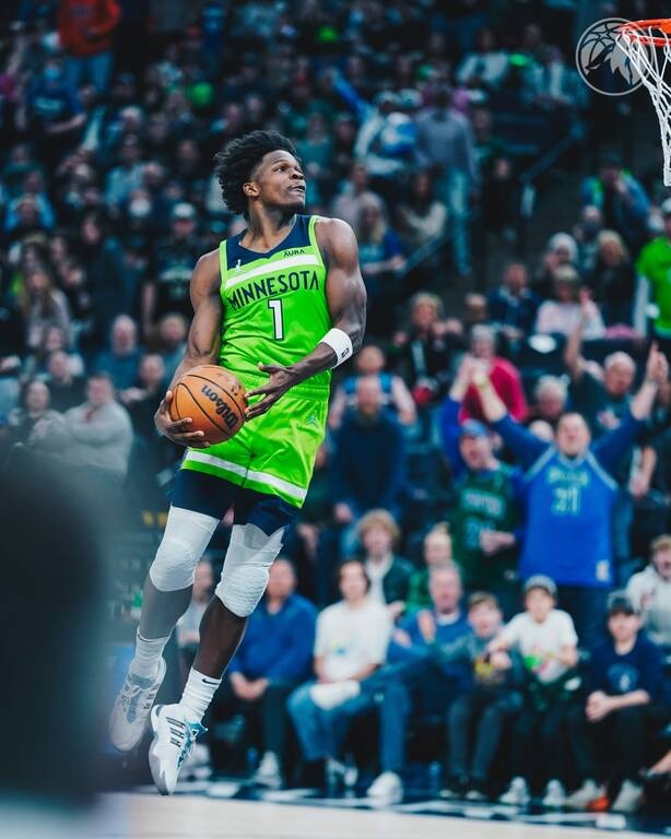 NBA: Έλειπε ο Giannis, «χόρευαν» οι «Λύκοι» (photos+video)