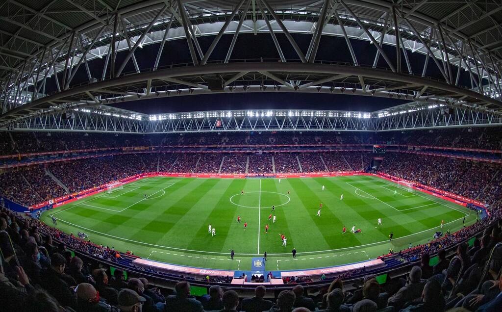 Το «πάλεψαν» οι Αλβανοί, το πήραν οι Ισπανοί (Videos+Photos)