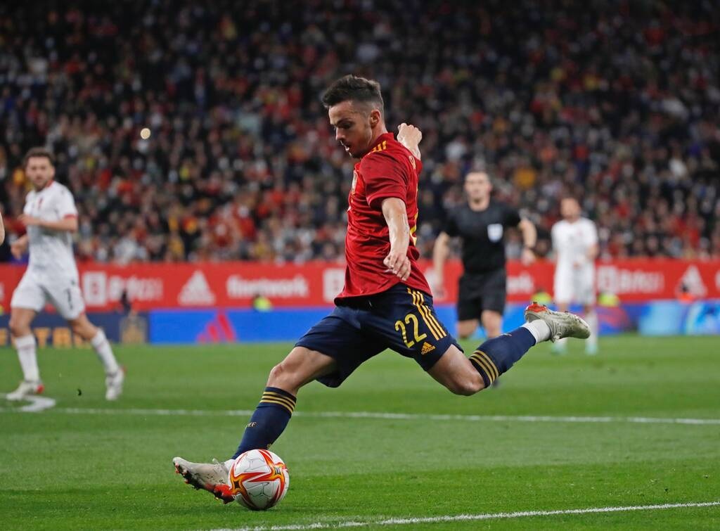 Το «πάλεψαν» οι Αλβανοί, το πήραν οι Ισπανοί (Videos+Photos)