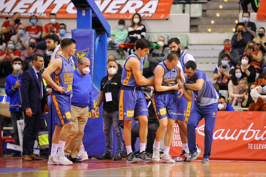 Βαλένθια: Πλήγμα με Πρέπελιτς - Έσπασε το χέρι του και χάνει τη σεζόν Σλοβένος (photos+video)
