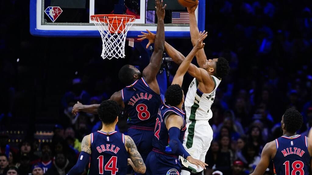 NBA: Μοναδικός Αντετοκούνμπο έδωσε τη νίκη στους Μπακς (photos+video)