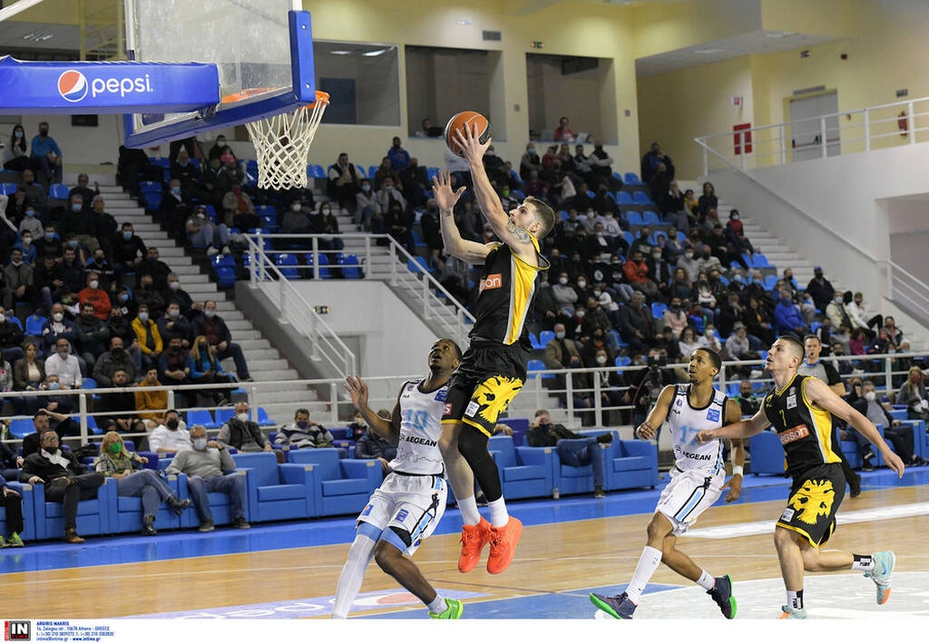 ΑΕΚ: Χτίζει την ομάδα του μέλλοντος – «Έδεσε» Πετρόπουλο έως το 2024