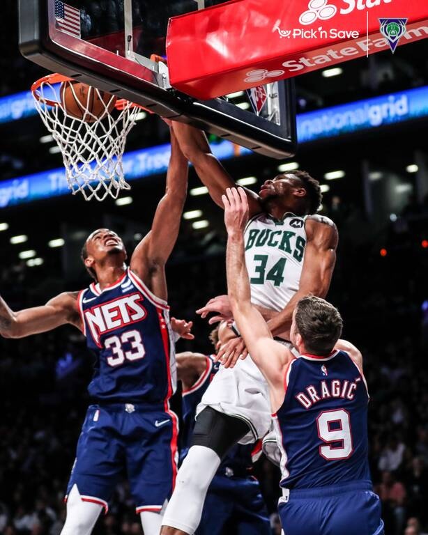 NBA: Ιστορική εμφάνιση Αντετοκούνμπο και νίκη-θρίλερ για Μπακς (photos+videos)