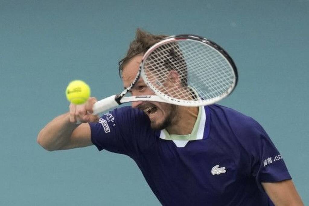 Miami Open: Ο Χούρκατς στέρησε την κορυφή της ATP από τον Μεντβέντεφ, Νο 1 ο Τζόκοβιτς (videos)