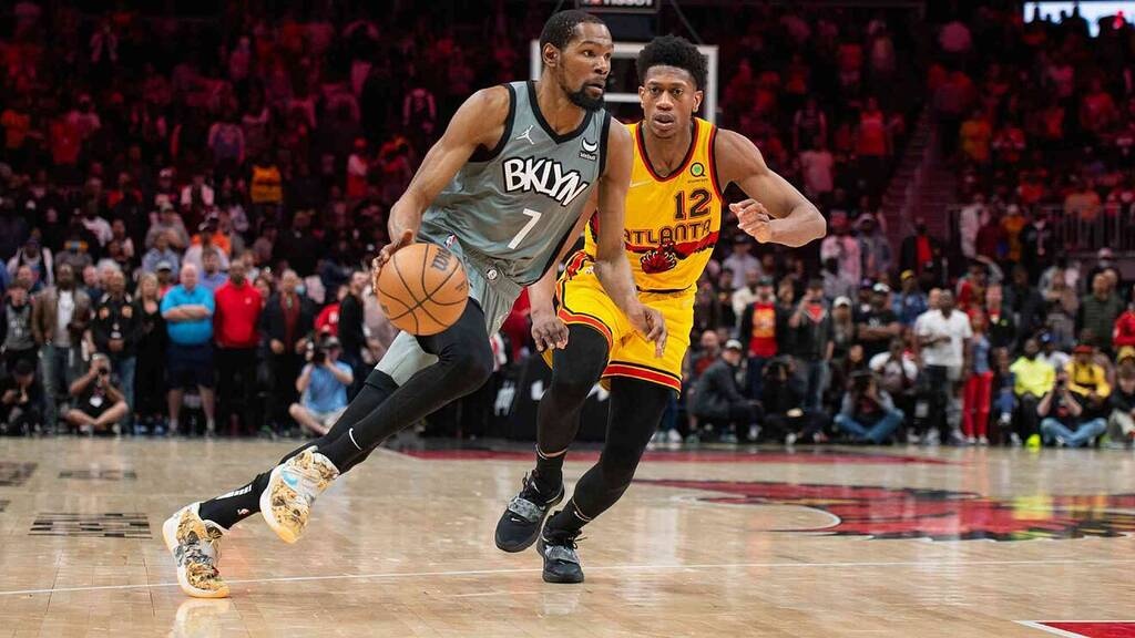 NBA: Η μυθική εμφάνιση και το ρεκόρ καριέρας του Κέβιν Ντουράντ (photos+video)