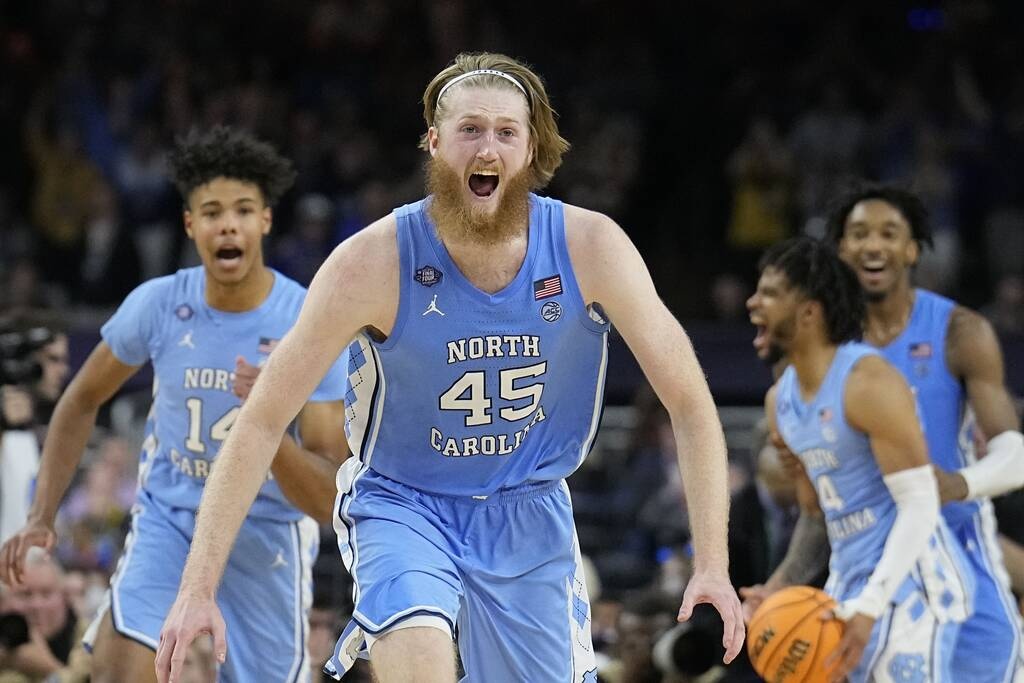 NCAA: Μάϊκ Σιζέφσκι, το τέλος μίας εποχής (photos+video)