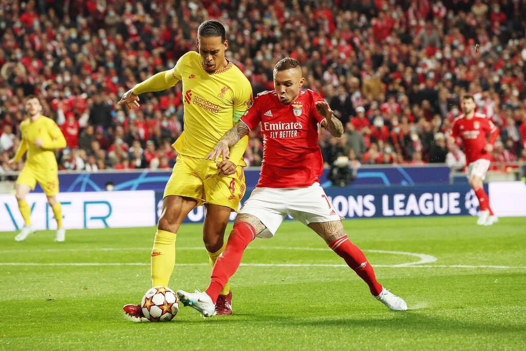 Champions League: Με Ντε Μπρόινε το πρώτο βήμα η Σίτι - «Βλέπει» ήδη τα ημιτελικά η Λίβερπουλ