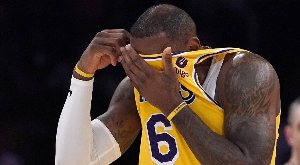 NBA: Ιστορική ντροπή για Λέικερς - Εκτός πλέι οφ η ομάδα του Λεμπρόν (photos+video)