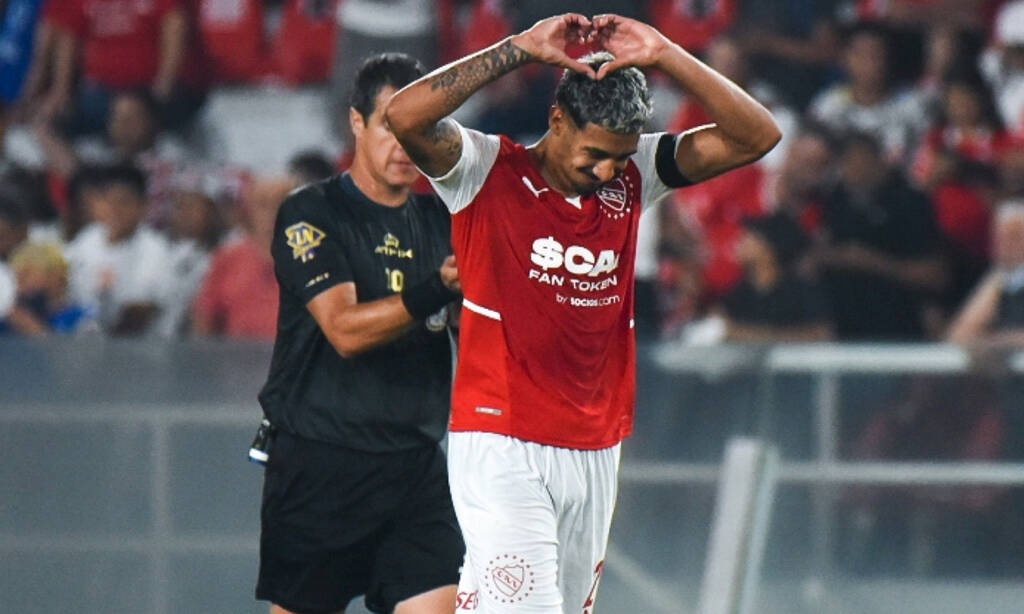AEK: Σενάριο για λάτιν μέσο - Αυτόν ντύνουν στα κιτρινόμαυρα