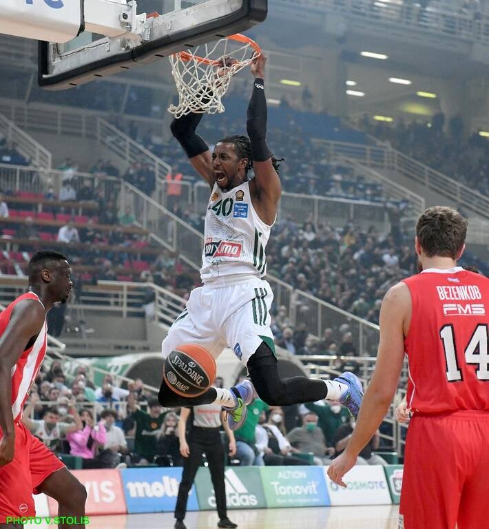 Παναθηναϊκός ΟΠΑΠ-Ολυμπιακός 62-68: «Κόκκινο» προβάδισμα τίτλου στο ΟΑΚΑ (video+photos)