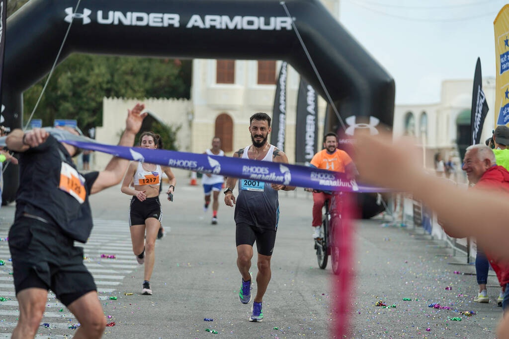 Roads to Rhodes Marathon: «Πρασίνισε» η Ρόδος με νικητές τους Γκελαούζο και Μαρινάκου (photos)
