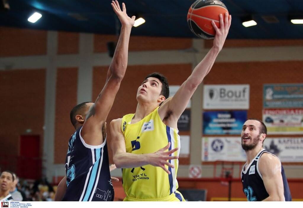 Λαύριο-Κολοσσός 81-84: Ανατροπή με υπογραφή Μομίροφ και νέο βήμα τετράδας