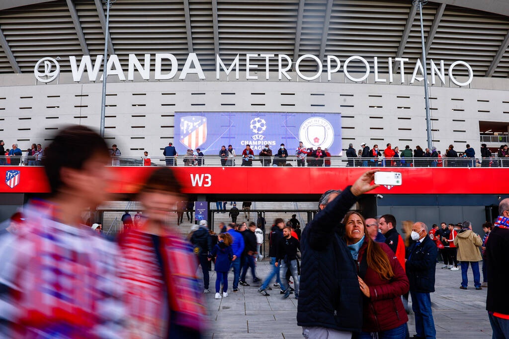 Ηφαίστειο το Metropolitano, λάβα οι οπαδοί της Ατλέτικο Μαδρίτης κόντρα στη Μάντσεστερ Σίτι! (vids)
