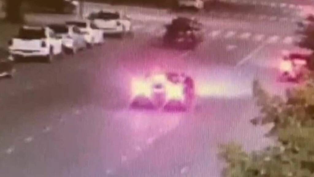 Μπλεξίματα για ποδοσφαιριστή - Χτύπησε με το αμάξι την πρώην γυναίκα του και τον αναζητά η Αστυνομία