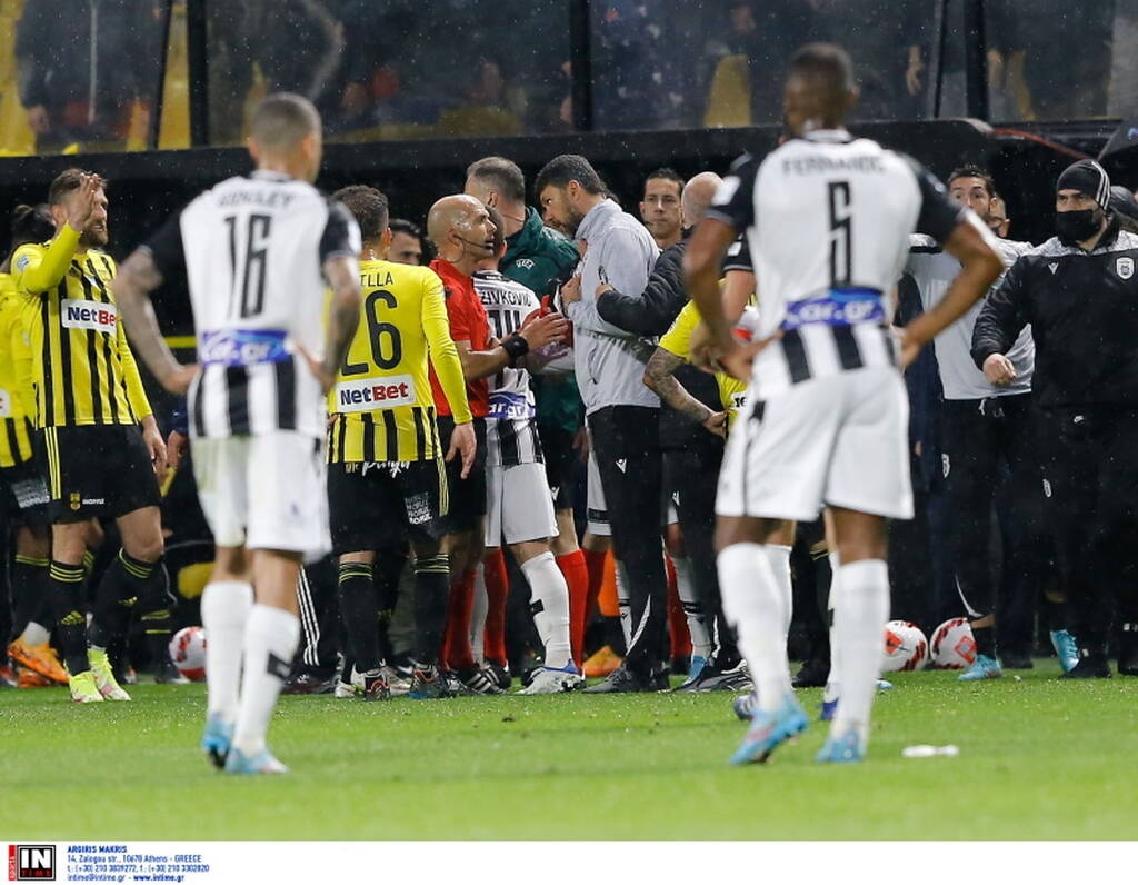 Άρης-ΠΑΟΚ: Ένταση με Λουτσέσκου - Στα χέρια οι δύο πάγκοι, αποβλήθηκε ο Μπούργκος (photos)