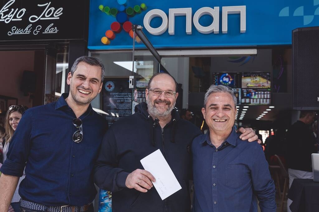 Διασκέδαση στο κόκκινο στο ΣΚΡΑΤΣ event σε καταστήματα ΟΠΑΠ της Γλυφάδας