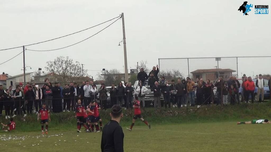 Πανηγύριζε τα γκολ της ομάδας του πυροβολώντας στον αέρα - Ταυτοποιήθηκε και συνελήφθη (video)