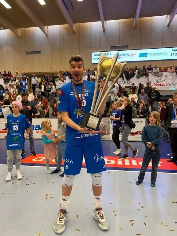 Ντίμα Φιλίποφ στο Onsports: «Το βόλεϊ είναι η ζωή μου! Όμορφες στιγμές με ΠΑΟ, ΟΣΦΠ και ΠΑΟΚ» (pics)