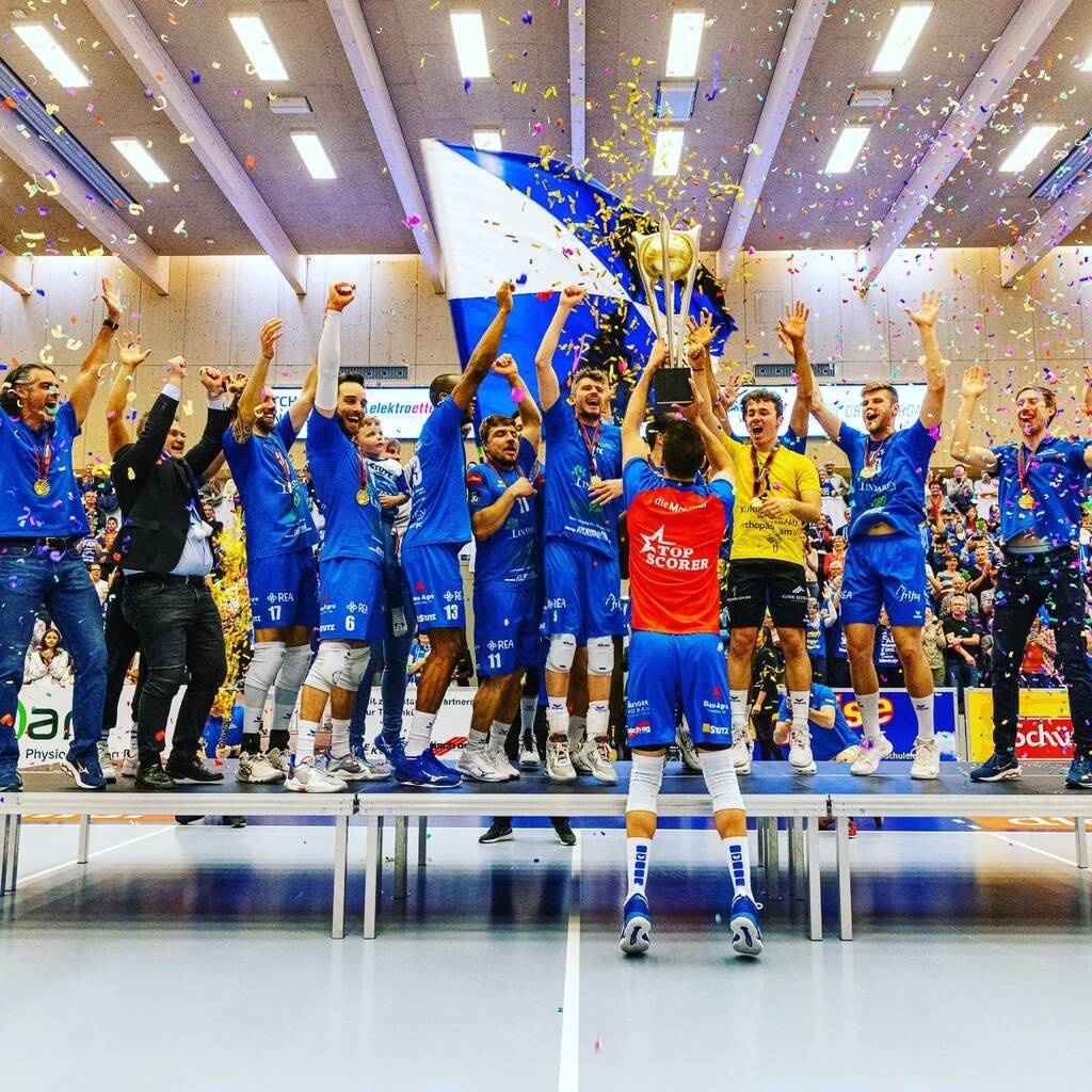Ντίμα Φιλίποφ στο Onsports: «Το βόλεϊ είναι η ζωή μου! Όμορφες στιγμές με ΠΑΟ, ΟΣΦΠ και ΠΑΟΚ» (pics)