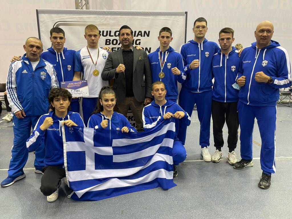 Πυγμαχία: Πρωταθλητής Ευρώπης ο Τσαμαλίδης - «Χάλκινος» ο Οικονόμου (photos+video)