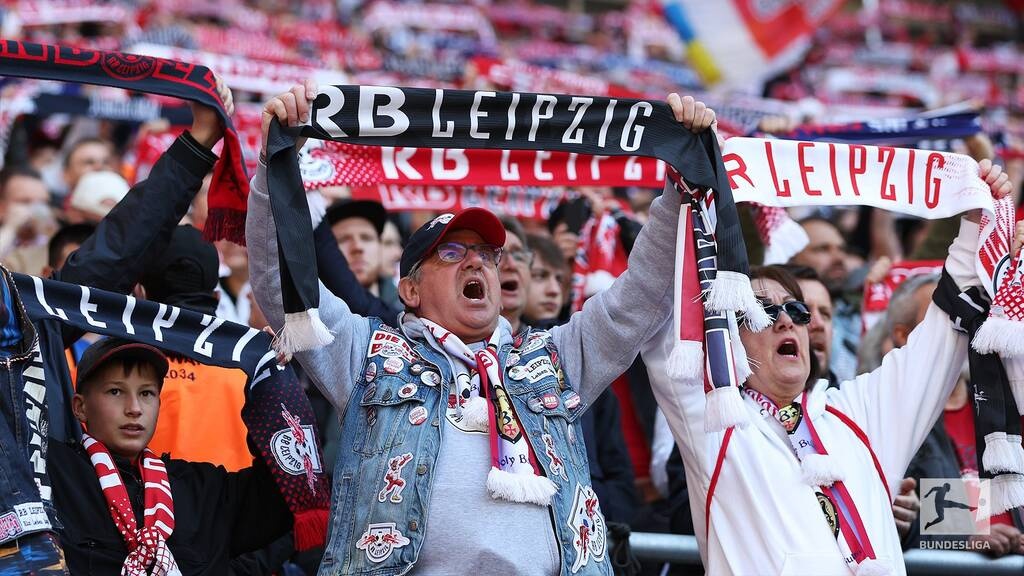 Bundesliga: Απίστευτη μάχη για το Champions League και τα υπόλοιπα ευρωπαϊκά εισιτήρια (vid+pics)