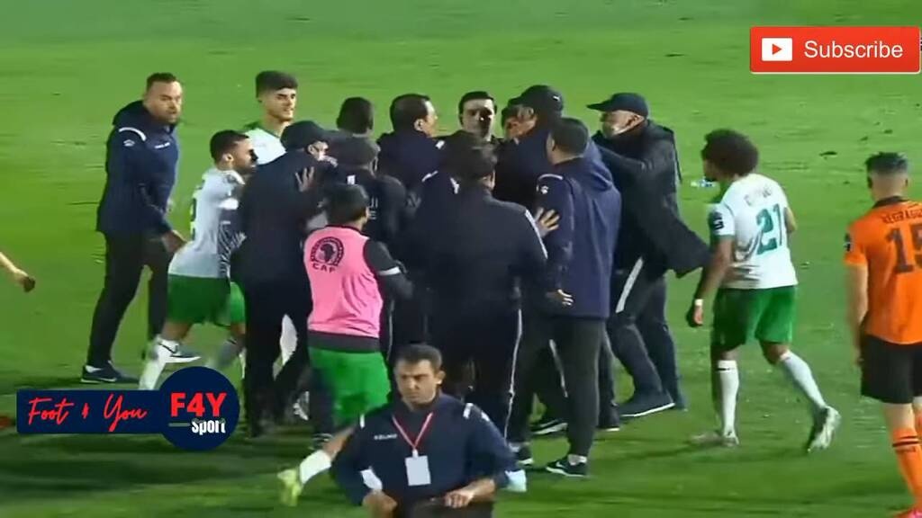 Βίαιη επίθεση σε διαιτητή: Σφαλιάρα και κλωτσιές από παράγοντα! (video)