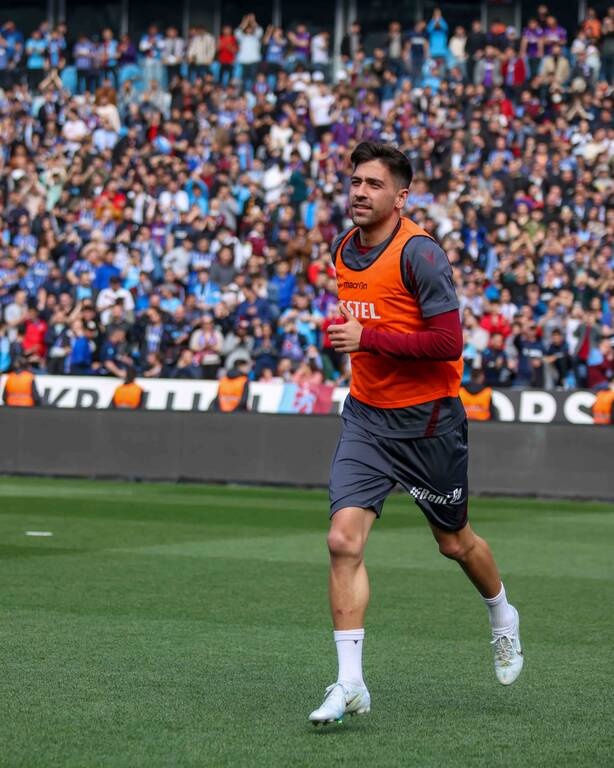 Μαγεία για Μπακασέτα, Σιώπη - 40.000 στην προπόνηση της Τραμπζονσπόρ για τίτλο έπειτα από 38 χρόνια!