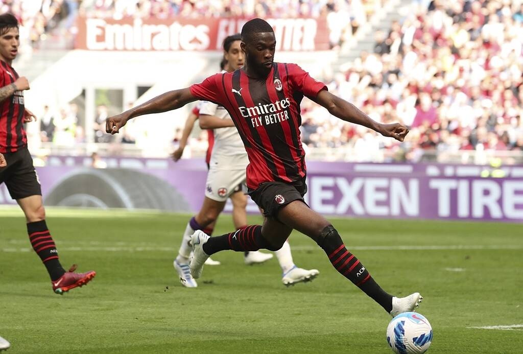Serie A: Στο τέλος νικά η Μίλαν, τρία βήματα απ’ τον τίτλο! (Videos+Photos)